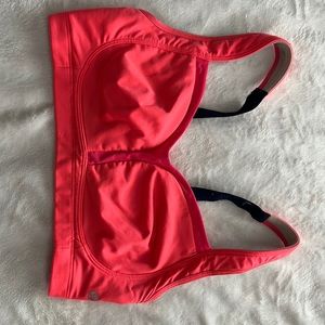 Lululemon Size 34DD Sports Bra